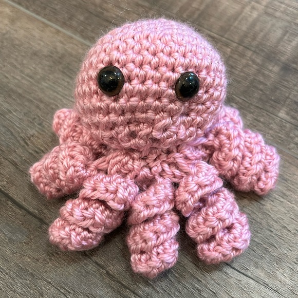 Handmade Crochet Amigurumi Octopus Pink Ocean Stuffed Animal Kid Gift Mini Cute - Picture 2 of 2